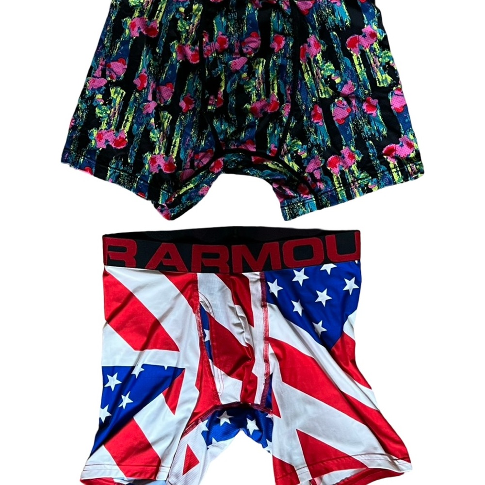 2 Pairs Men’s Size Small Boxer Briefs